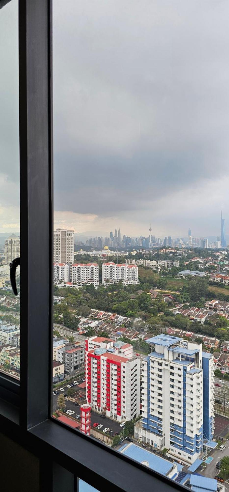 Societe Suites By Ihost Global Kuala Lumpur Exteriör bild